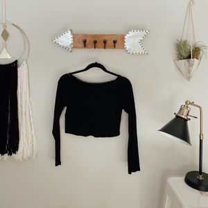 Black Long Sleeved Crop Top